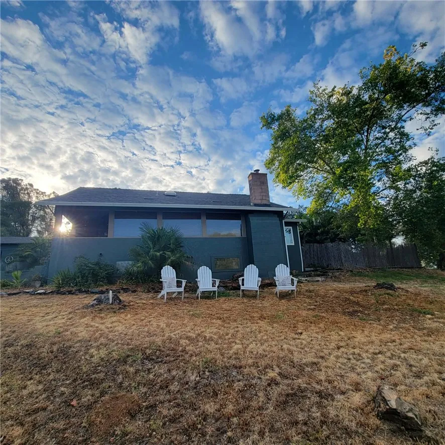 289 Skyline Boulevard Oroville, CA 95966