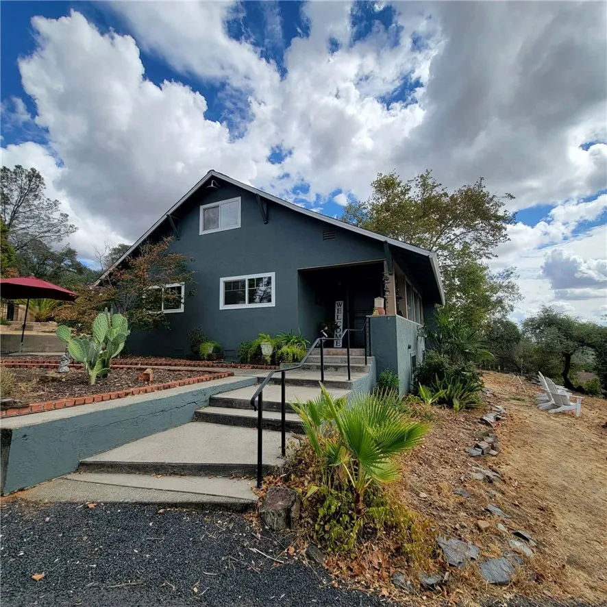 289 Skyline Boulevard Oroville, CA 95966