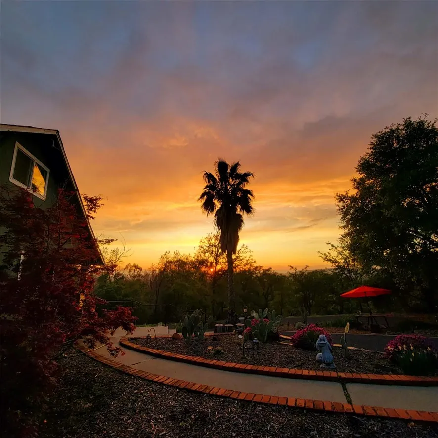 289 Skyline Boulevard Oroville, CA 95966