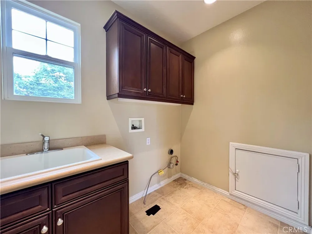 3974 E Callaway Drive Ontario, CA 91761