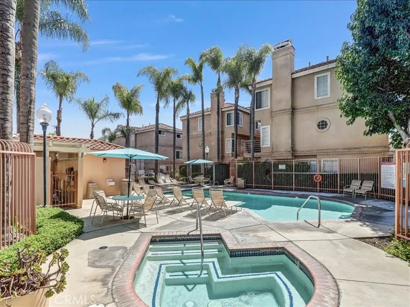 14053 Lemoli Hawthorne, CA 90250