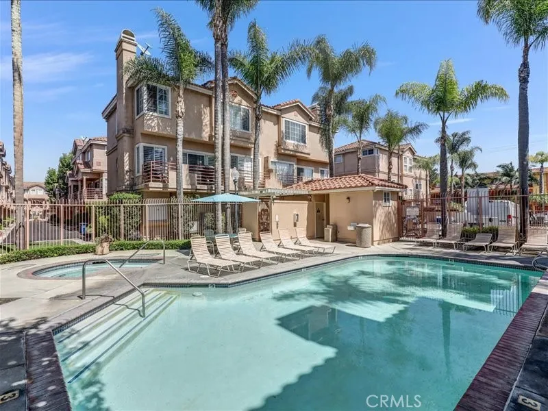 14053 Lemoli Hawthorne, CA 90250
