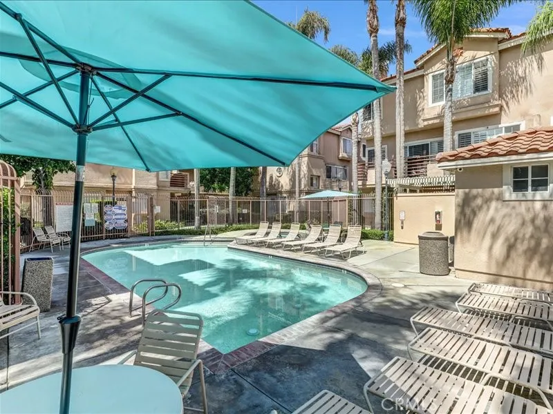 14053 Lemoli Hawthorne, CA 90250