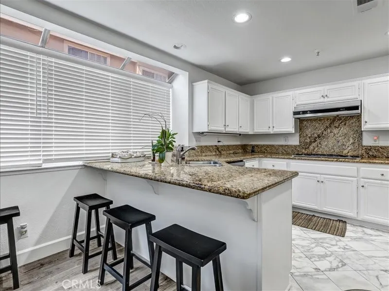 14053 Lemoli Hawthorne, CA 90250
