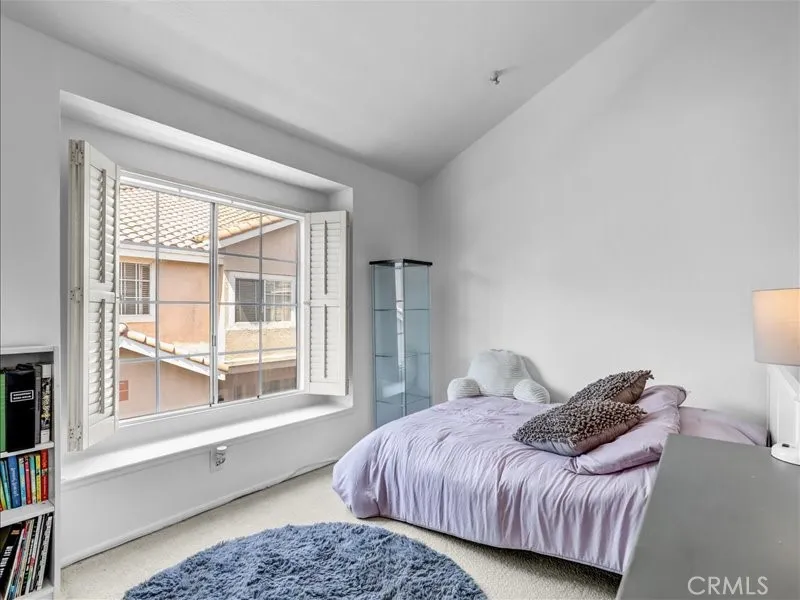 14053 Lemoli Hawthorne, CA 90250