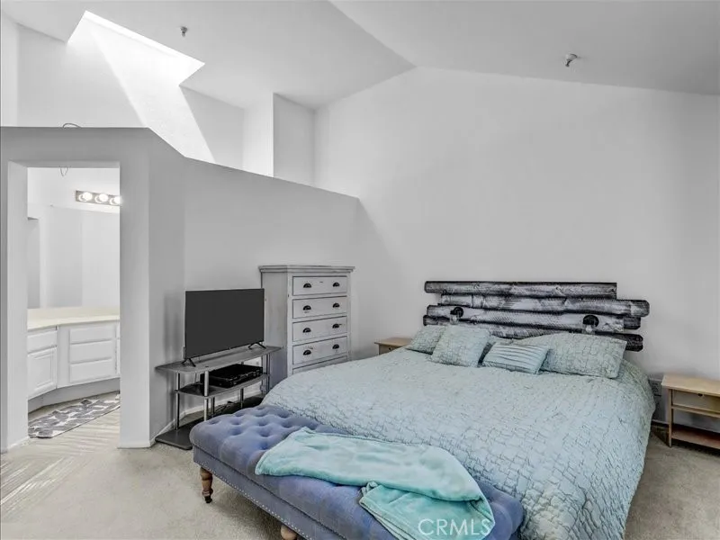 14053 Lemoli Hawthorne, CA 90250