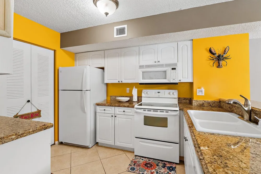 248 VILLAGE BOULEVARD #3107 Tequesta, FL 33469