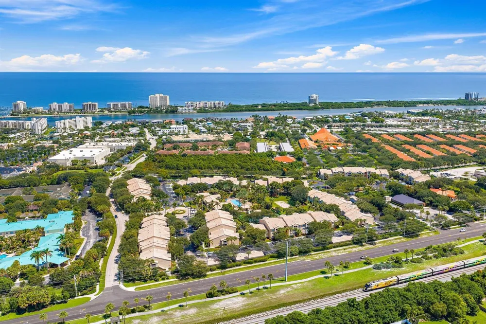 248 VILLAGE BOULEVARD #3107 Tequesta, FL 33469