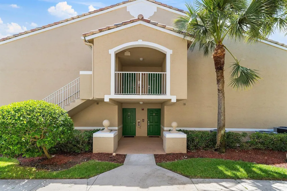248 VILLAGE BOULEVARD #3107 Tequesta, FL 33469