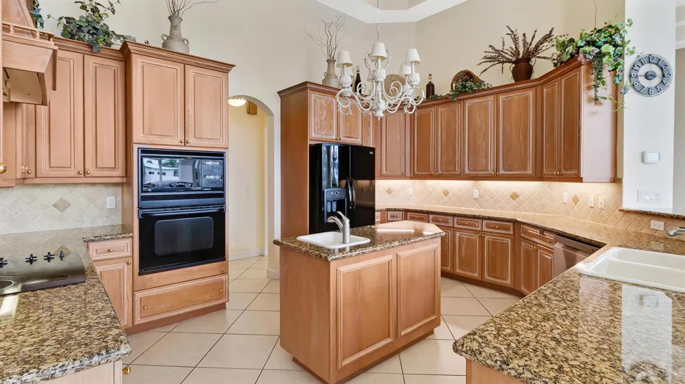 2761 SE 9TH STREET Pompano Beach, FL 33062