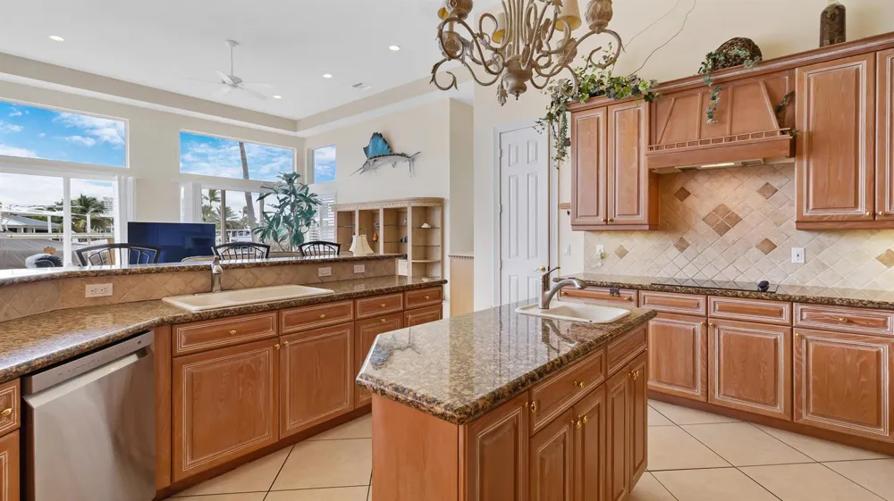 2761 SE 9TH STREET Pompano Beach, FL 33062
