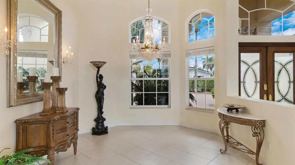 2761 SE 9TH STREET Pompano Beach, FL 33062