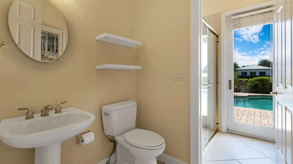 2761 SE 9TH STREET Pompano Beach, FL 33062