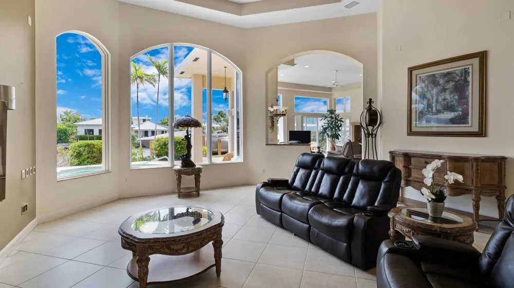 2761 SE 9TH STREET Pompano Beach, FL 33062