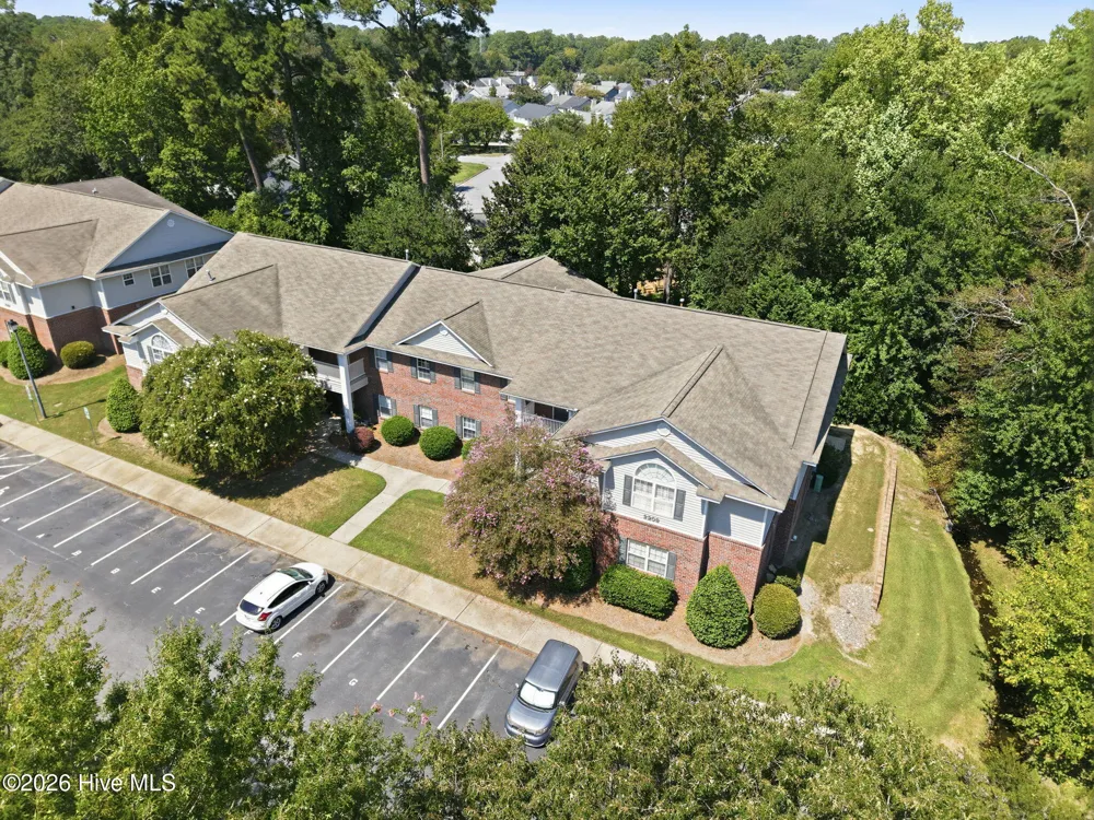 2209 Locksley Woods Drive #G Greenville, NC 27858