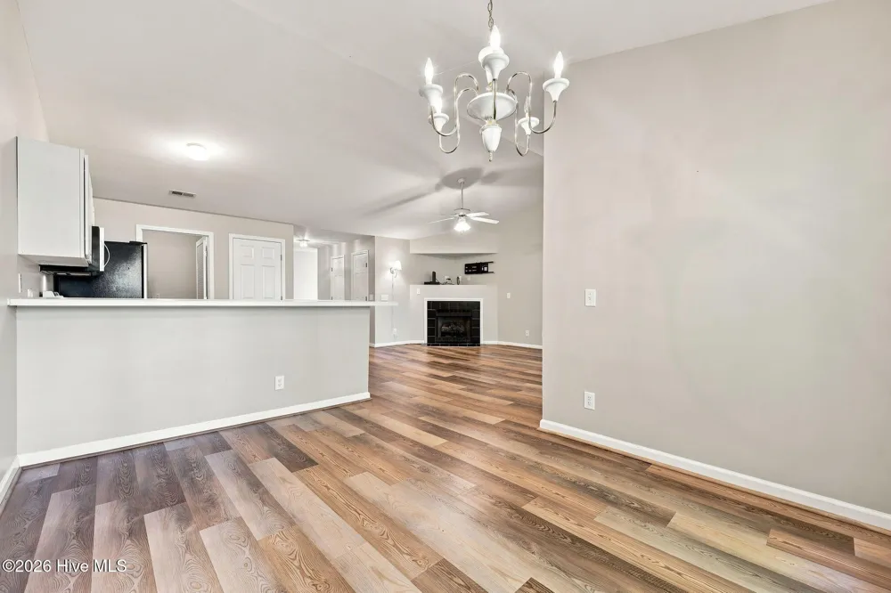 2209 Locksley Woods Drive #G Greenville, NC 27858