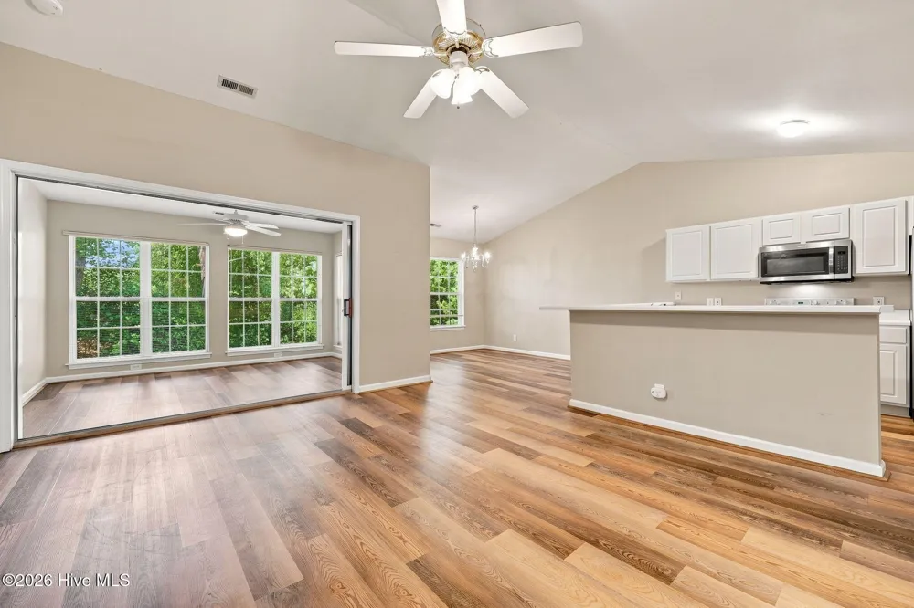 2209 Locksley Woods Drive #G Greenville, NC 27858