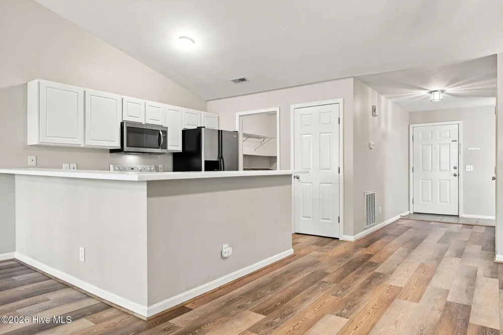 2209 Locksley Woods Drive #G Greenville, NC 27858