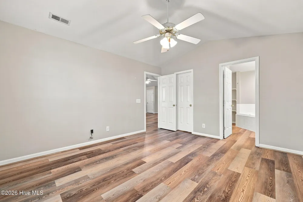 2209 Locksley Woods Drive #G Greenville, NC 27858