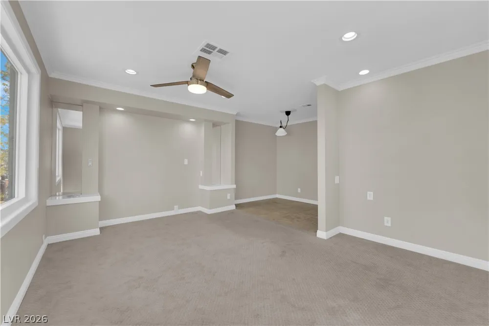 710 Tam O Shanter Las Vegas, NV 89109