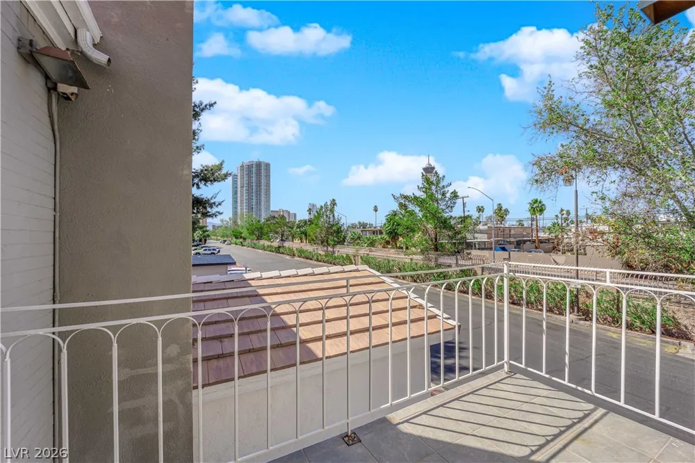 710 Tam O Shanter Las Vegas, NV 89109