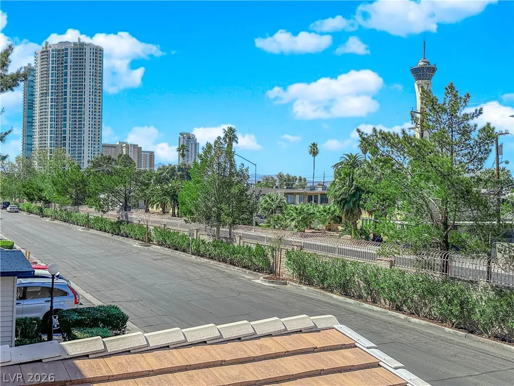 710 Tam O Shanter Las Vegas, NV 89109