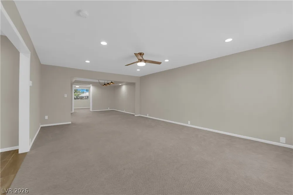 710 Tam O Shanter Las Vegas, NV 89109