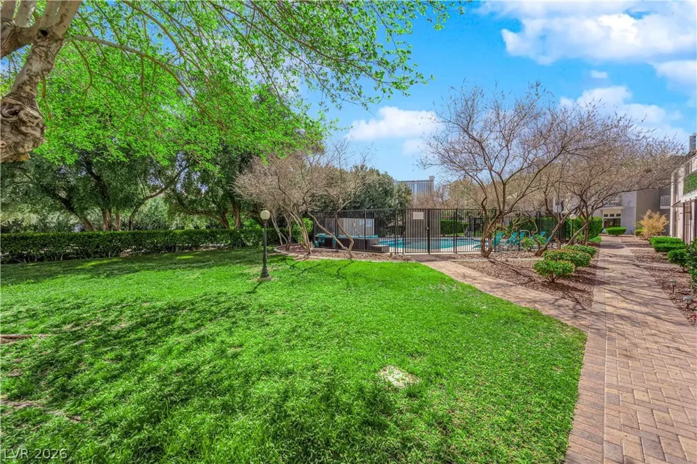 710 Tam O Shanter Las Vegas, NV 89109