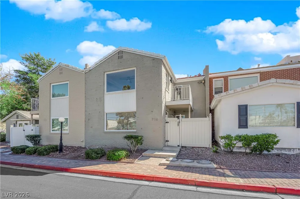 710 Tam O Shanter Las Vegas, NV 89109