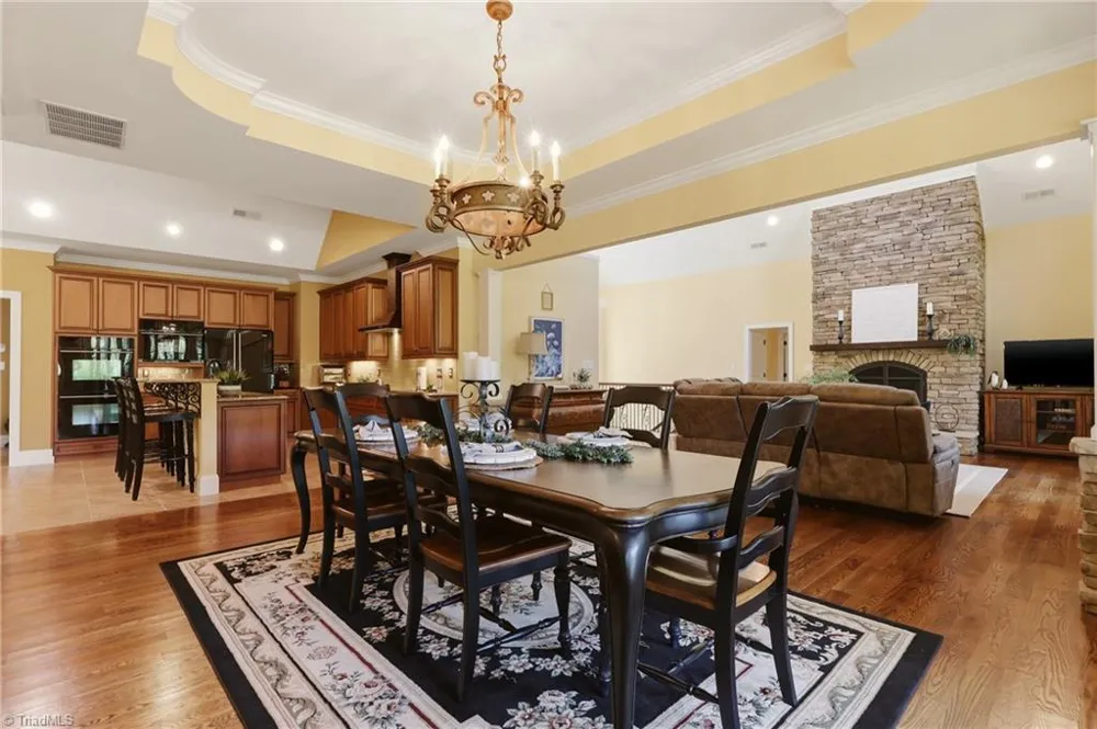 422 Still Meadows Lane Lexington, NC 27292