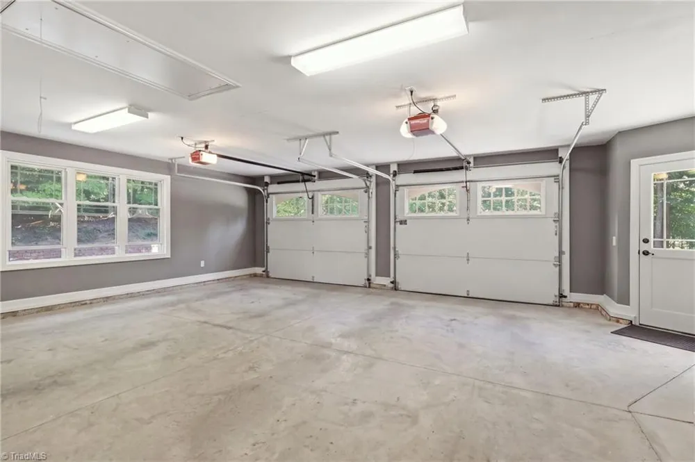 422 Still Meadows Lane Lexington, NC 27292