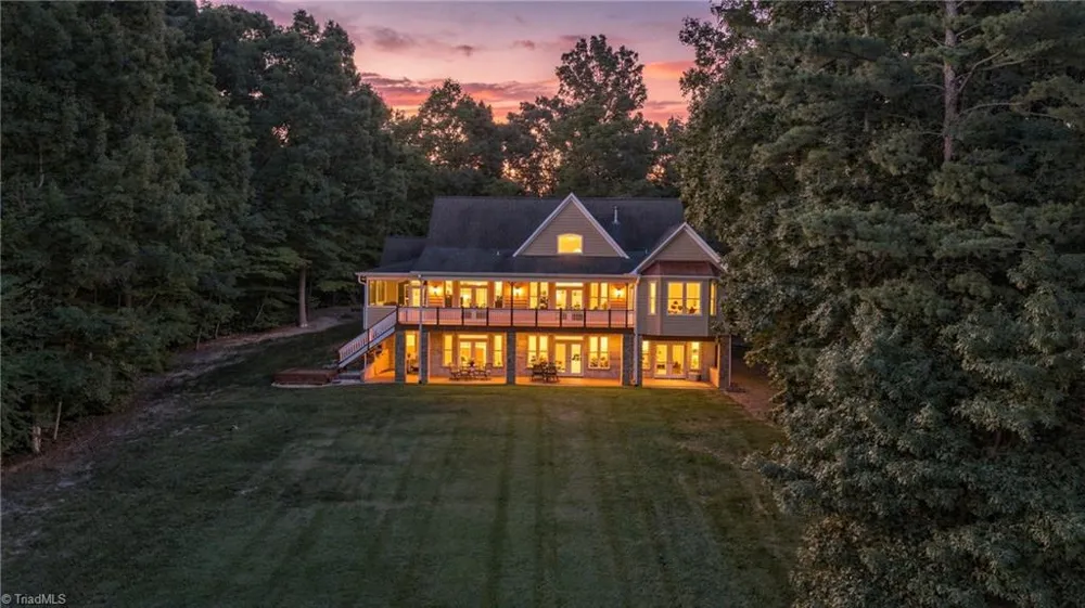422 Still Meadows Lane Lexington, NC 27292