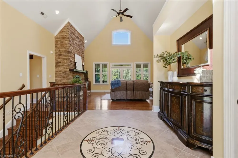 422 Still Meadows Lane Lexington, NC 27292