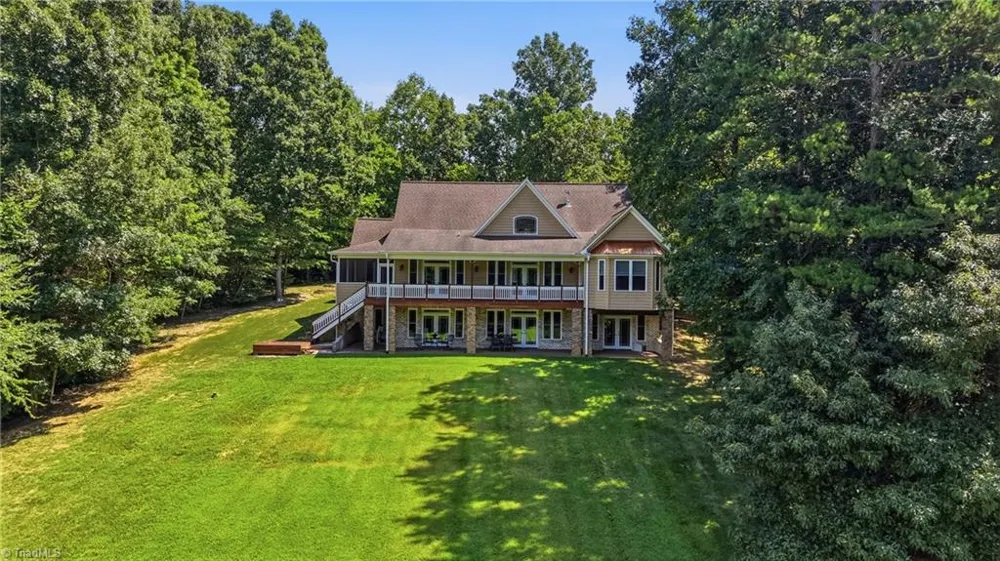 422 Still Meadows Lane Lexington, NC 27292
