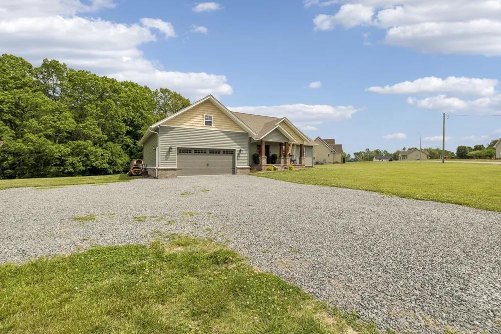 166 Coley Court Lafayette, TN 37083