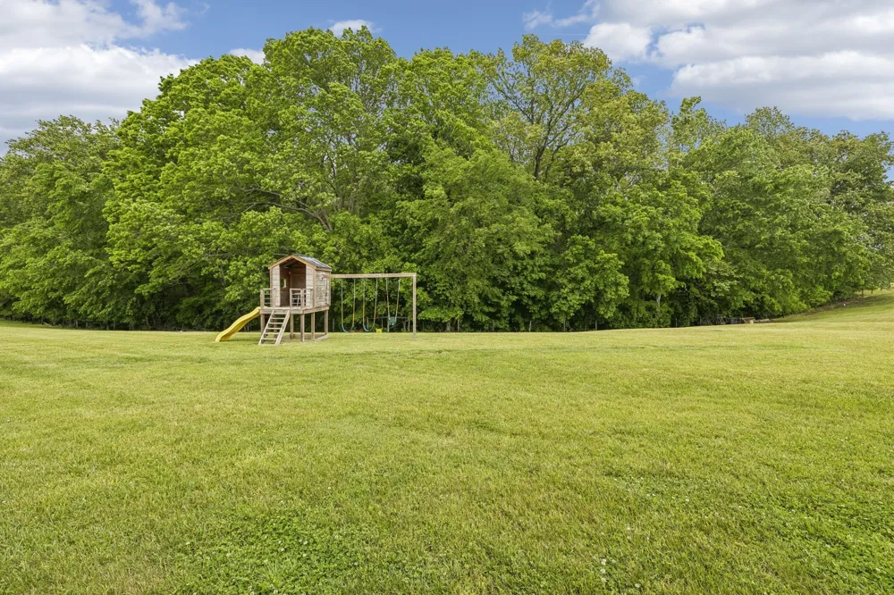 166 Coley Court Lafayette, TN 37083