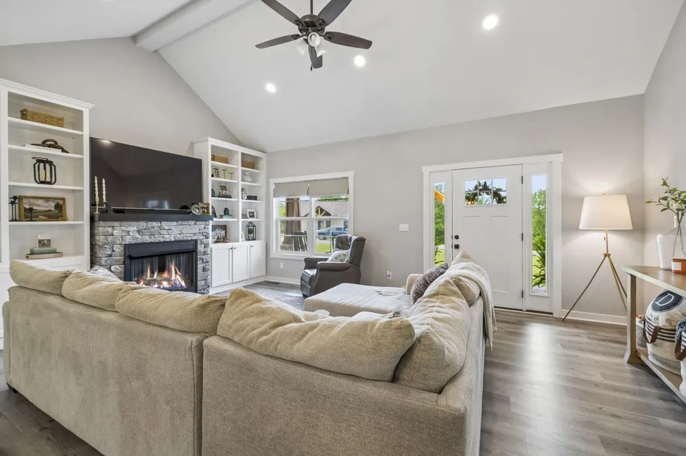 166 Coley Court Lafayette, TN 37083