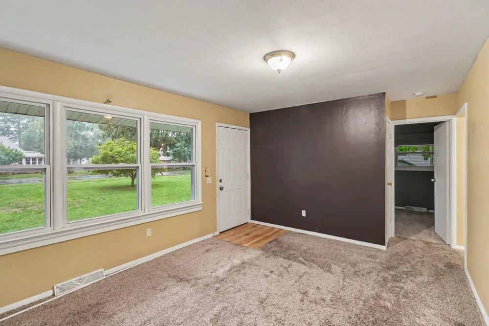 735 White Pigeon Road Constantine Village, MI 49042