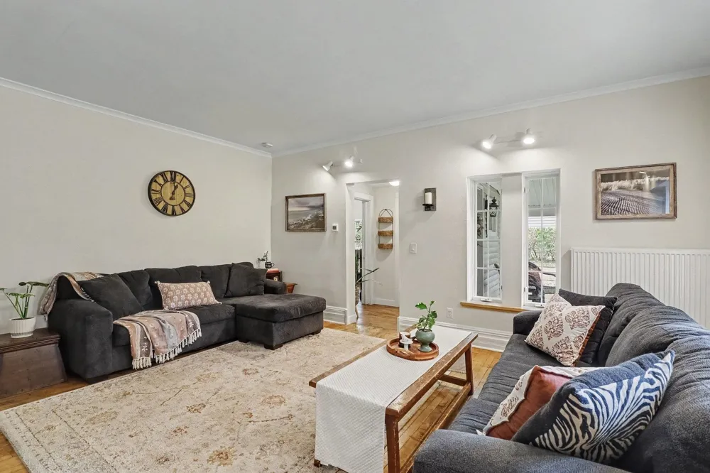7163 Traverse Avenue Benzonia Township, MI 49616