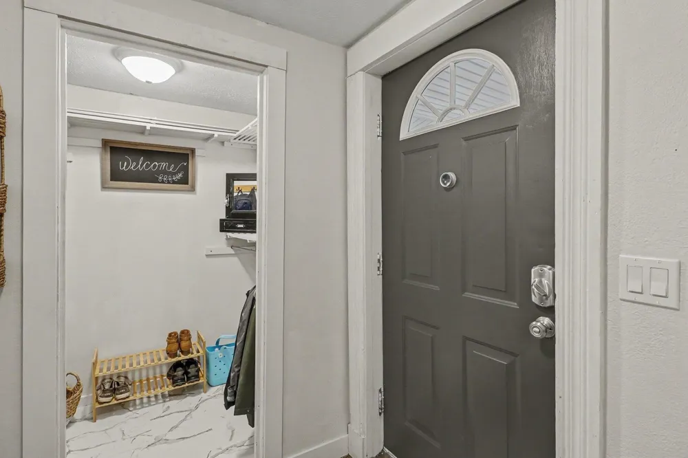 7163 Traverse Avenue Benzonia Township, MI 49616
