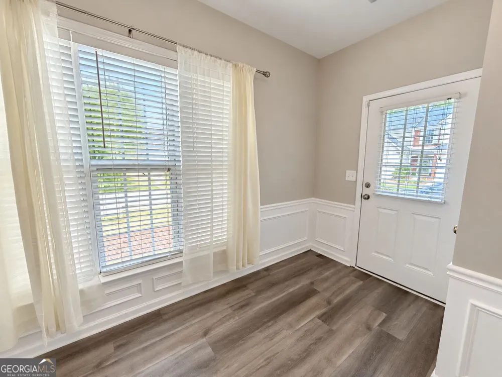 226 Regent SQ Woodstock, GA 30188