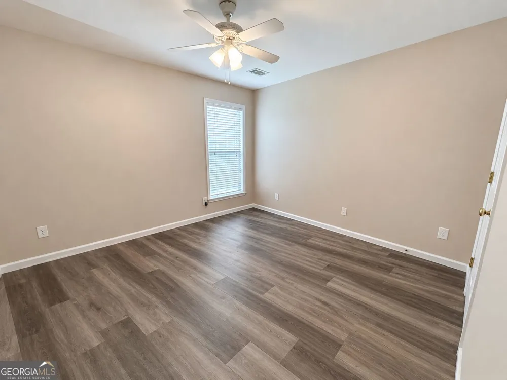 226 Regent SQ Woodstock, GA 30188