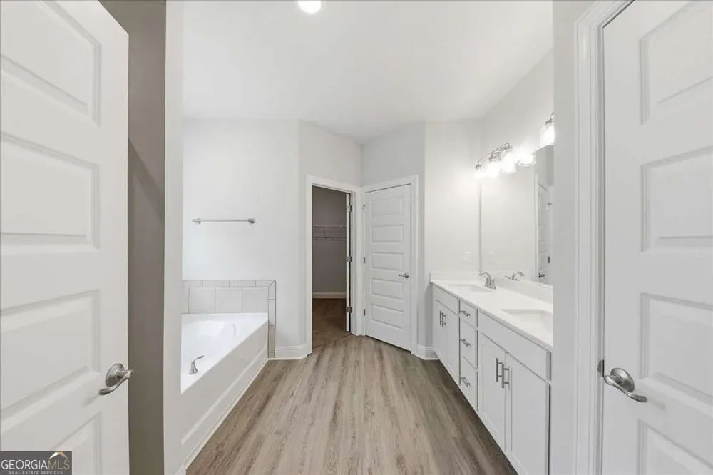 5363 Modena DR Douglasville, GA 30135