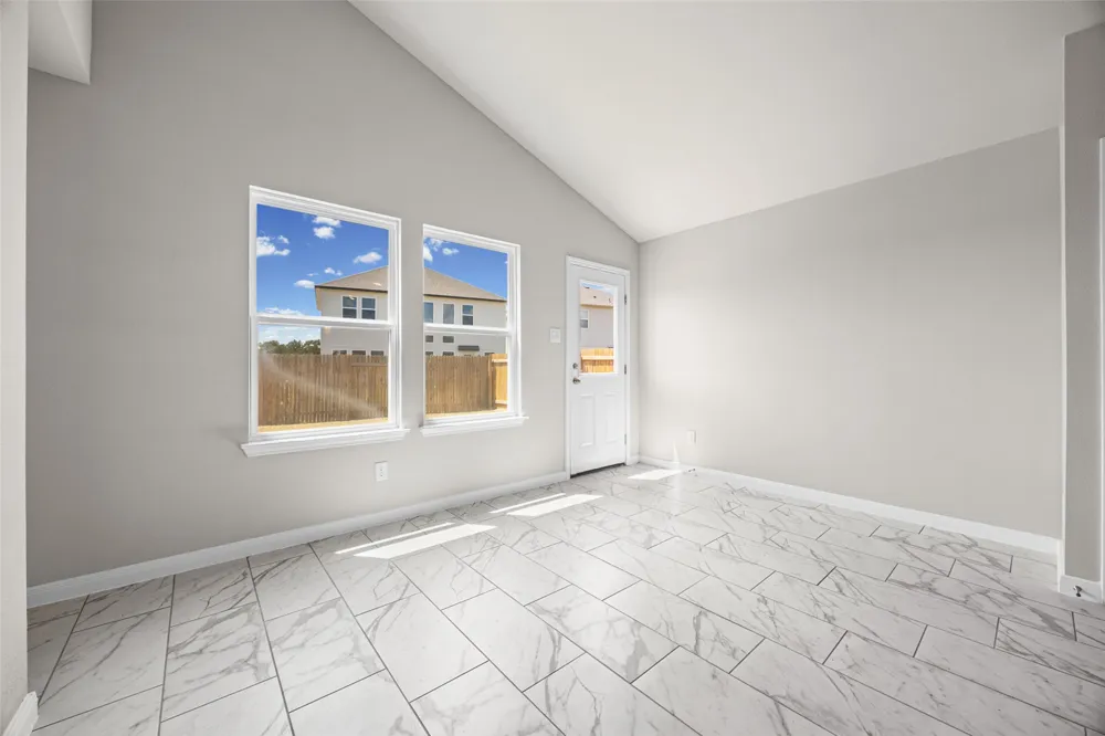229 Ironshoe Trail Liberty Hill, TX 78642