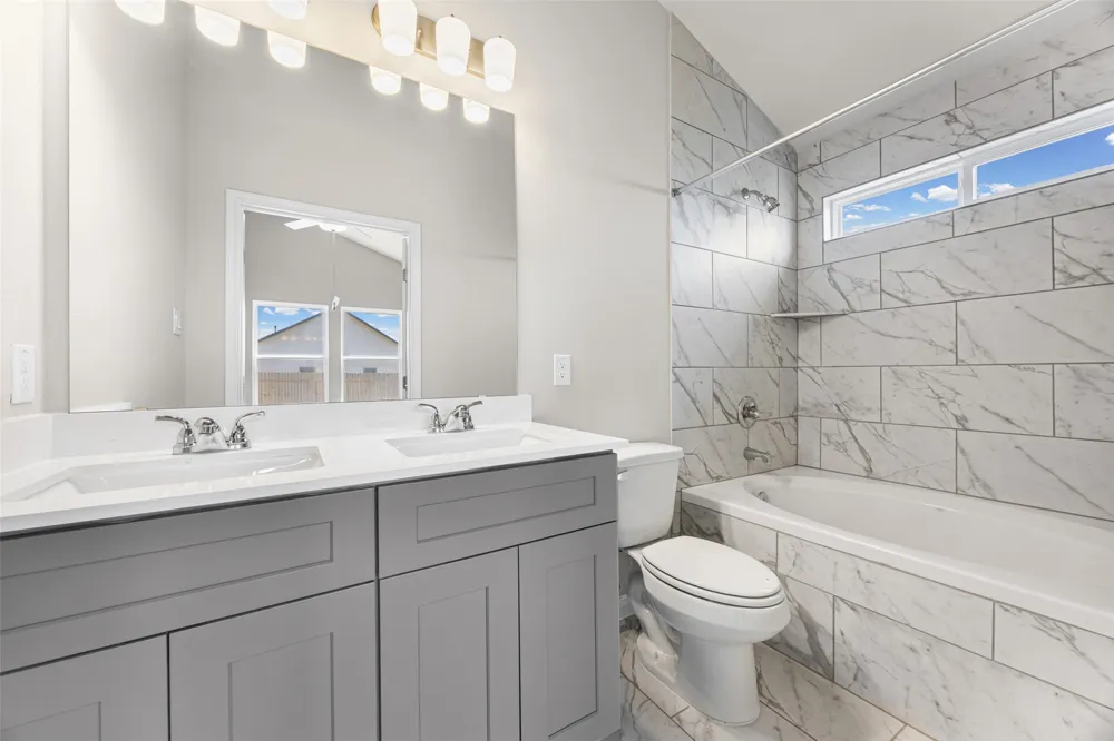 229 Ironshoe Trail Liberty Hill, TX 78642