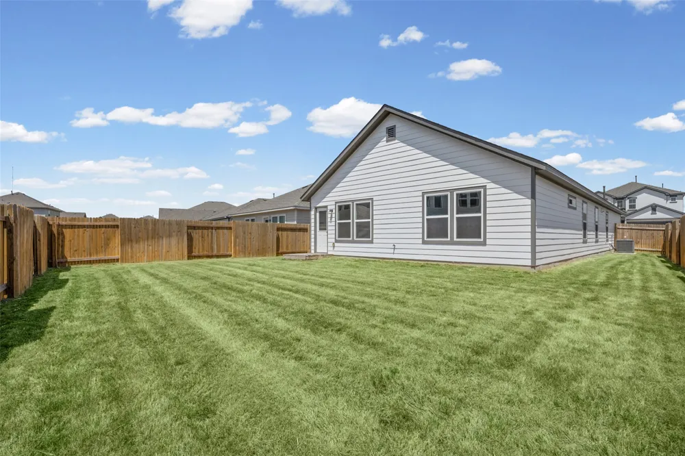 229 Ironshoe Trail Liberty Hill, TX 78642
