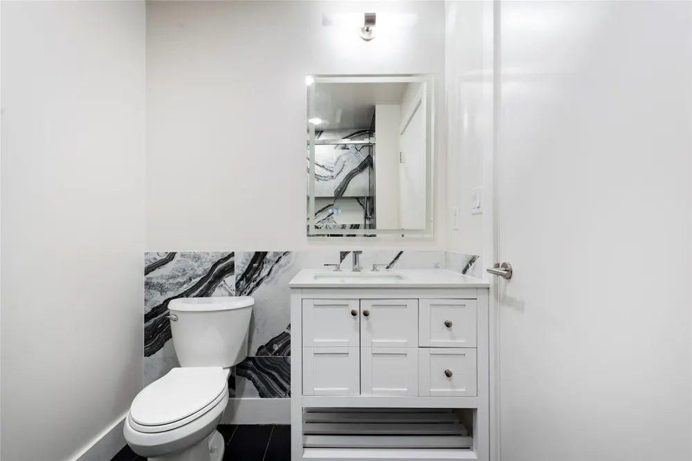 603 Davis Street #708 Austin, TX 78701