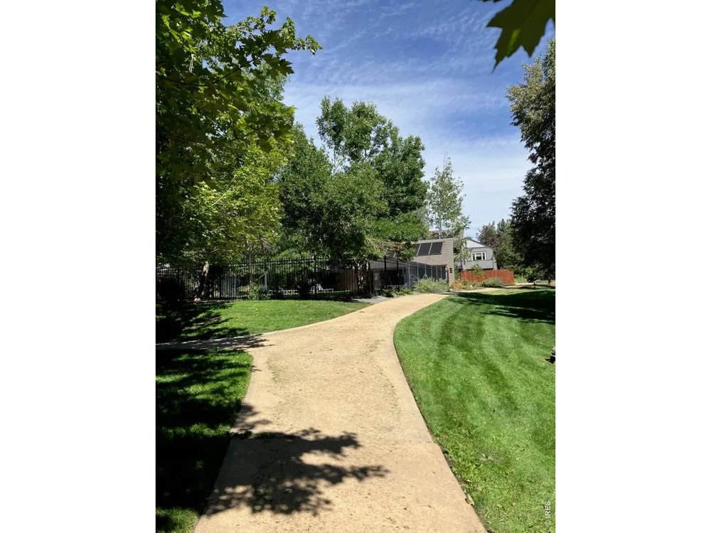 2710 Winding Trail Drive Boulder, CO 80304