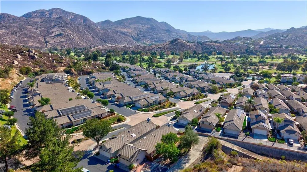 1315 Buttonbrush Ln El Cajon, CA 92019