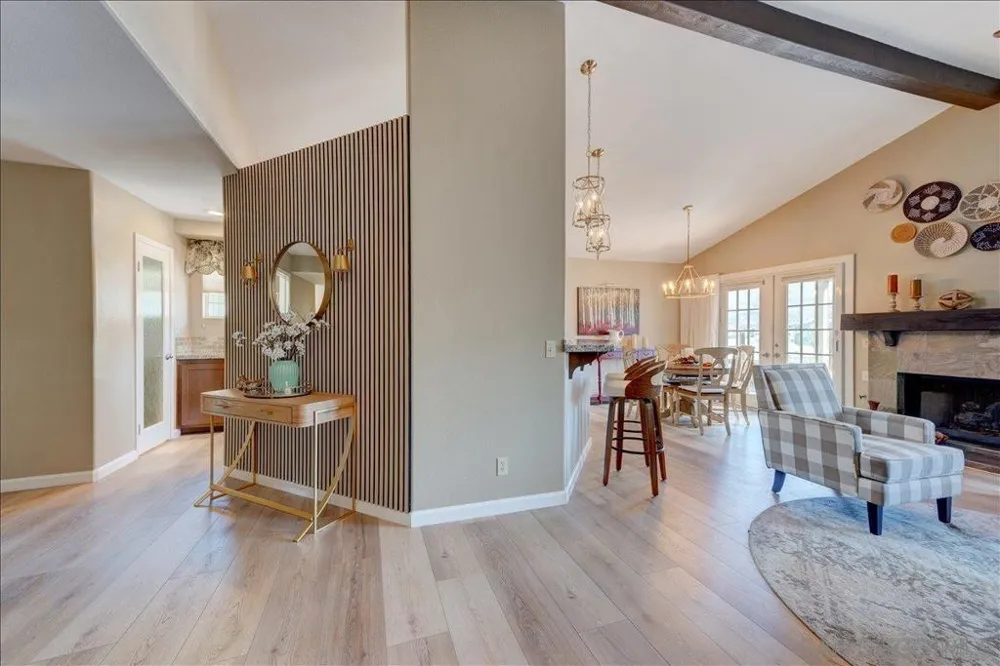 1315 Buttonbrush Ln El Cajon, CA 92019